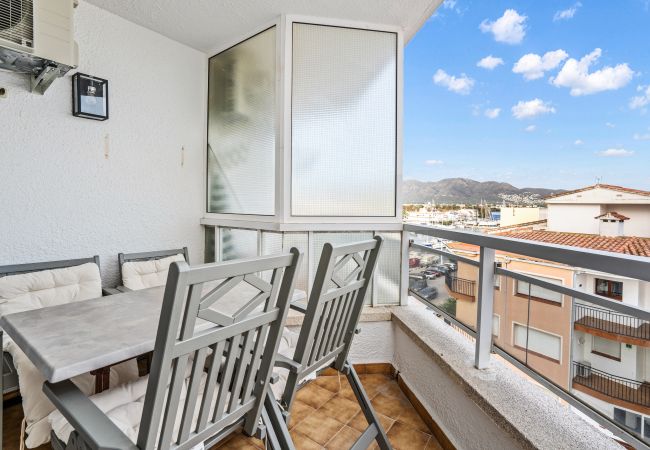 Estudio en Empuriabrava - WELCS APARTAMENTO 226 EMP frente al Canal Estudio en Empuriabrava - WELCS APARTAMENTO 226 EMP frente al Canal