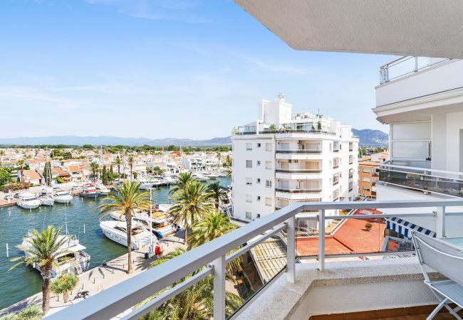 Apartamento en Empuriabrava - WELCS APARTAMENTO 214 EMP con vistas al Canal Apartamento en Empuriabrava - WELCS APARTAMENTO 214 EMP con vistas al Canal