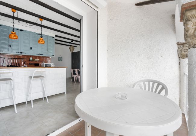 Apartamento en Empuriabrava - WELCS APARTAMENTO 102 EMP con Piscina Apartamento en Empuriabrava - WELCS APARTAMENTO 102 EMP con Piscina