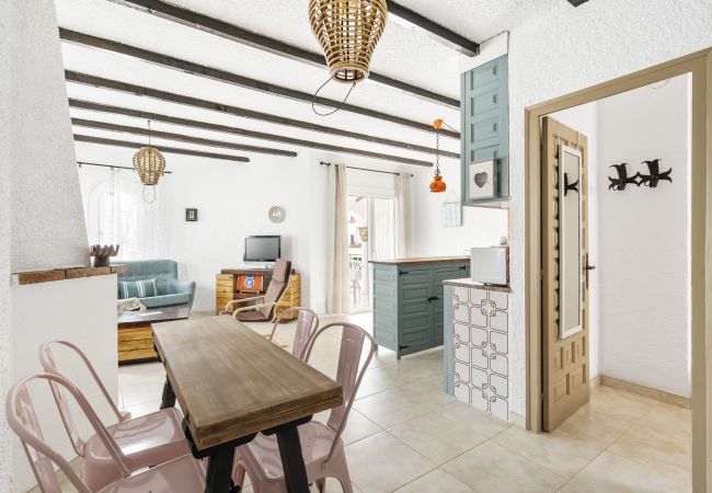 Apartamento en Empuriabrava - WELCS APARTAMENTO 102 EMP con Piscina Apartamento en Empuriabrava - WELCS APARTAMENTO 102 EMP con Piscina