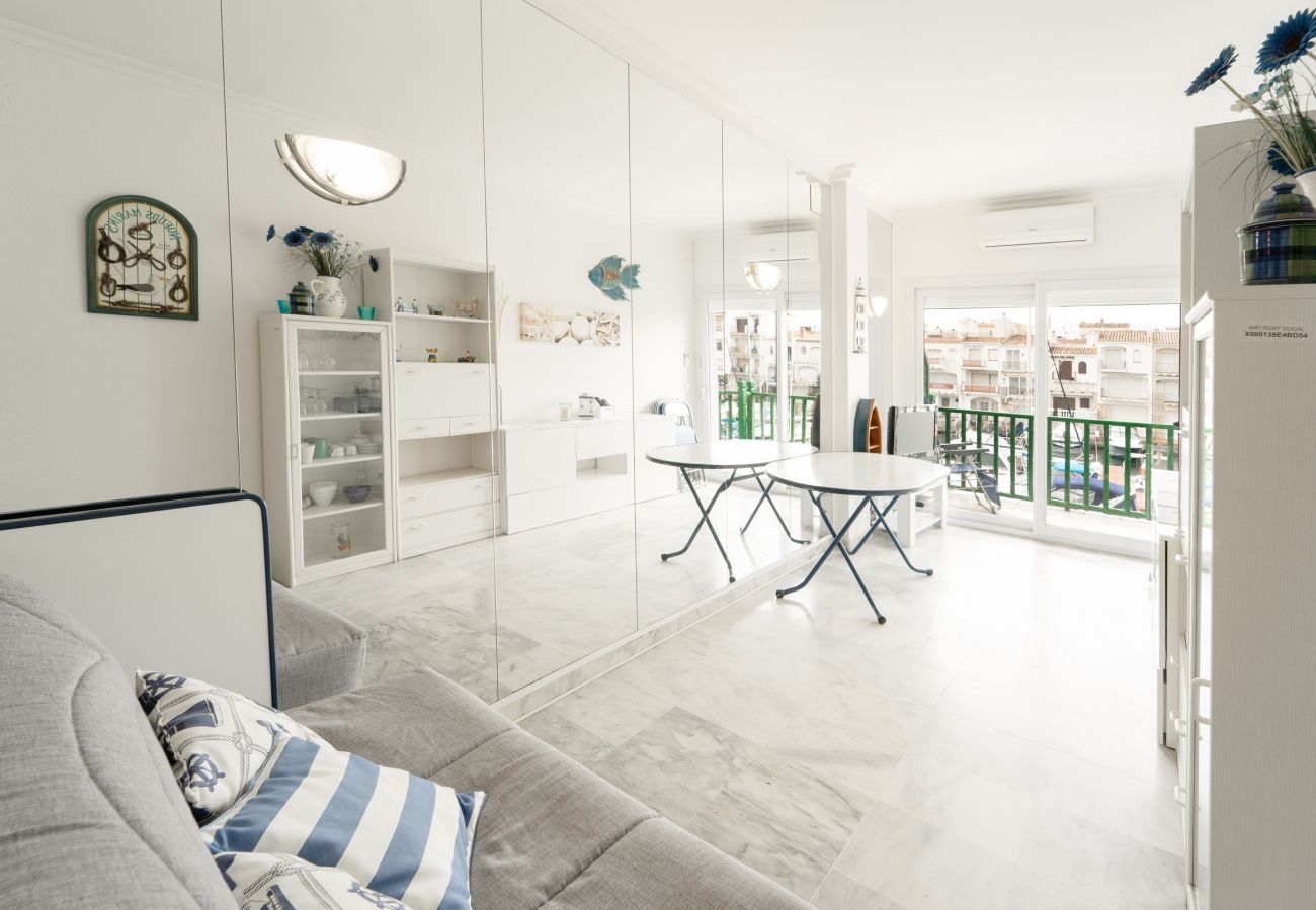 Apartamento en Empuriabrava - WELCS APARTAMENTO 132 EMP en el canal