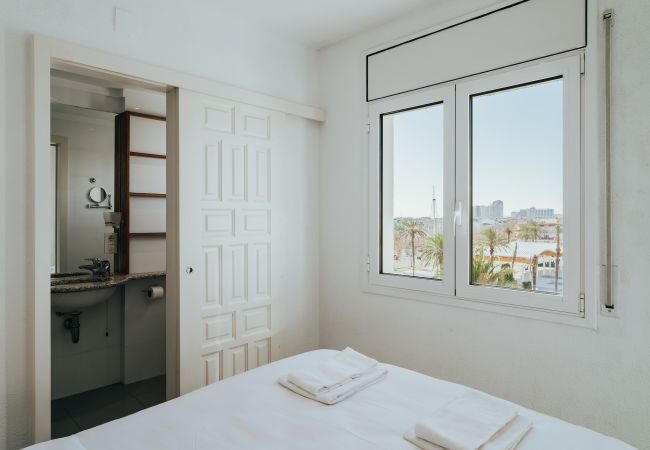 Apartamento en Empuriabrava - WELCS APARTAMENTO 202 EMP CON VISTAS AL CANAL Apartamento en Empuriabrava - WELCS APARTAMENTO 202 EMP CON VISTAS AL CANAL