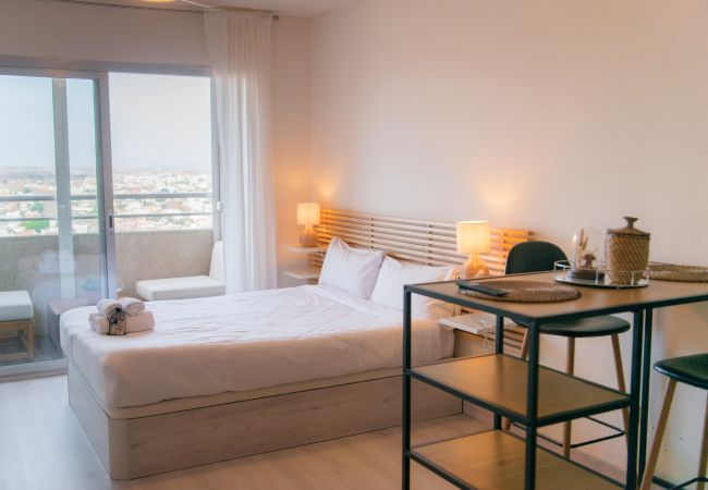 Estudio en Empuriabrava - WELCS ESTUDIO 310  EMP con vistas al canal