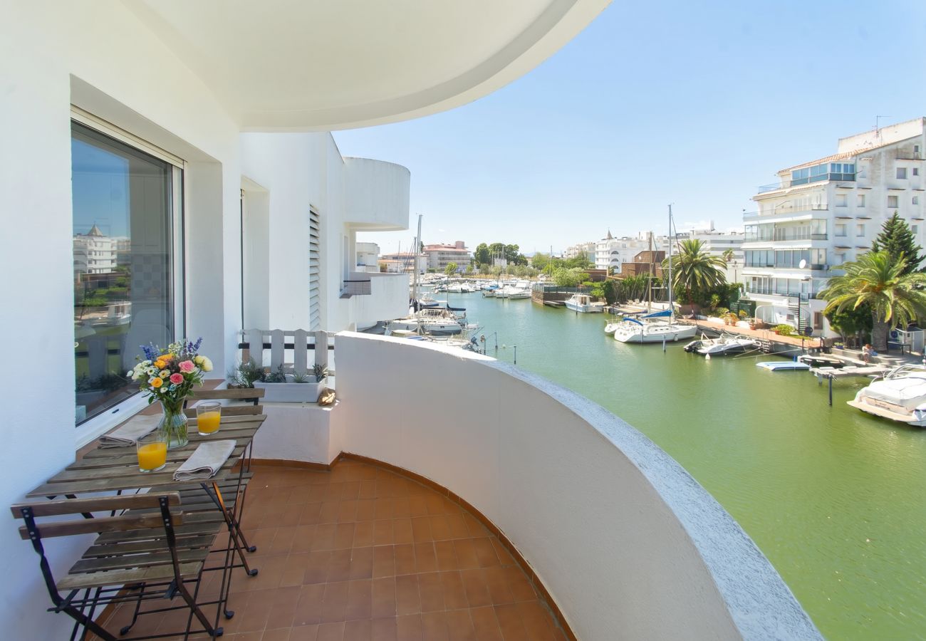 Apartamento en Rosas / Roses - WELCS APARTAMENTO 407 EMP con vista al canal