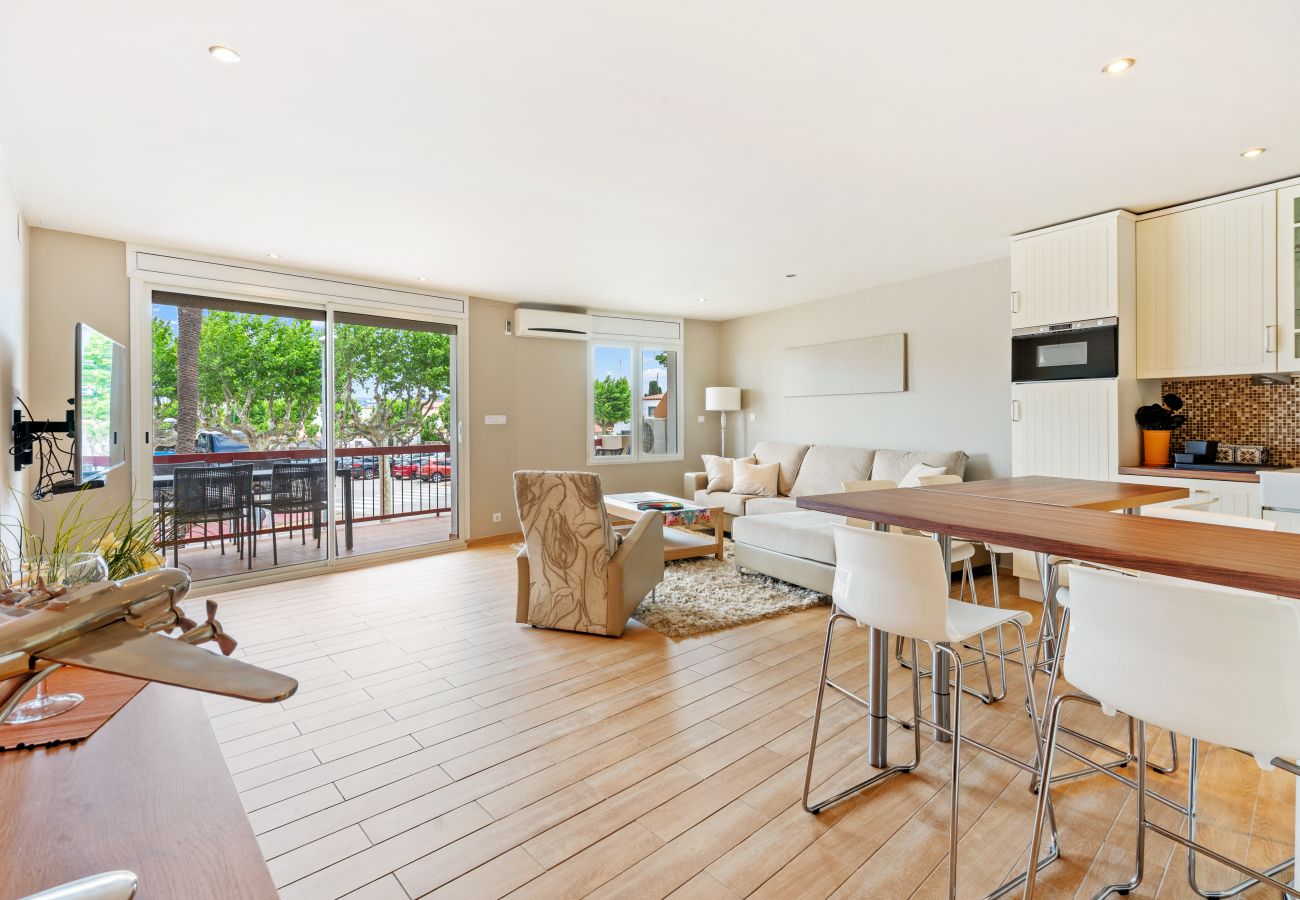 Apartament en Empuriabrava - WELCS APARTAMENTO 074 EMP  en el Puerto