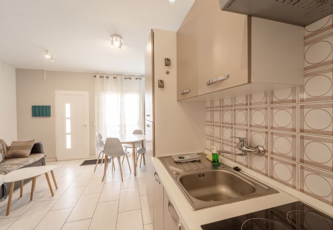 Casa adossada en Rosas / Roses - WELCS CASA ADOSADA 144 EMP con piscina comunitaria Casa adossada en Rosas / Roses - WELCS CASA ADOSADA 144 EMP con piscina comunitaria