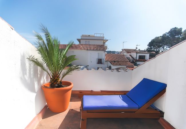 Casa adossada en Rosas / Roses - WELCS Casa adosada 235 EMP con terraza Casa adossada en Rosas / Roses - WELCS Casa adosada 235 EMP con terraza