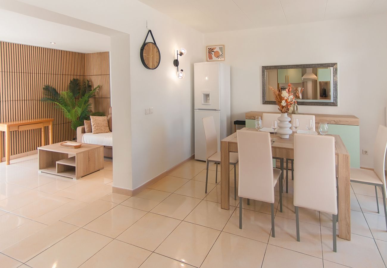 Casa adossada en Rosas / Roses - WELCS Casa adosada 235 EMP con terraza Casa adossada en Rosas / Roses - WELCS Casa adosada 235 EMP con terraza