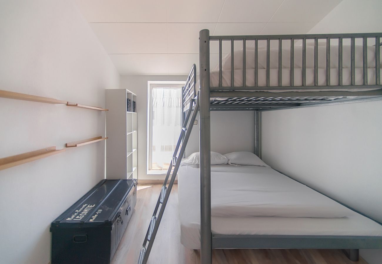 Casa adossada en Rosas / Roses - WELCS Casa adosada 235 EMP con terraza Casa adossada en Rosas / Roses - WELCS Casa adosada 235 EMP con terraza