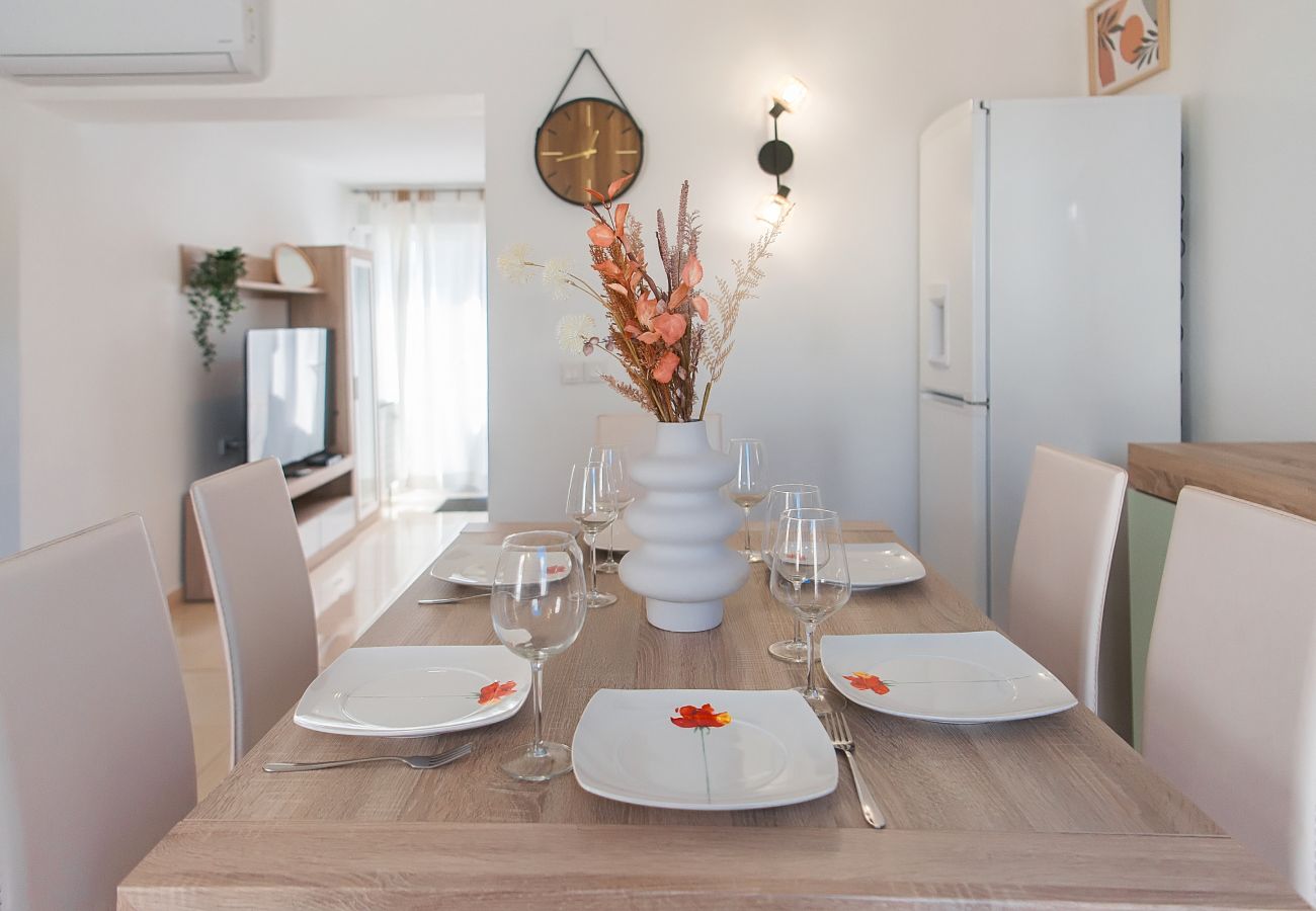 Casa adossada en Rosas / Roses - WELCS Casa adosada 235 EMP con terraza Casa adossada en Rosas / Roses - WELCS Casa adosada 235 EMP con terraza