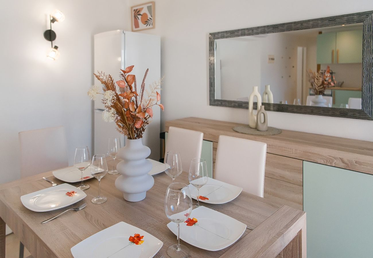 Casa adossada en Rosas / Roses - WELCS Casa adosada 235 EMP con terraza Casa adossada en Rosas / Roses - WELCS Casa adosada 235 EMP con terraza