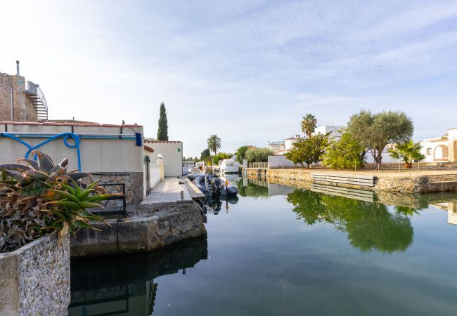 Apartament en Empuriabrava - WELCS APARTAMENTO 297 EMP con piscina