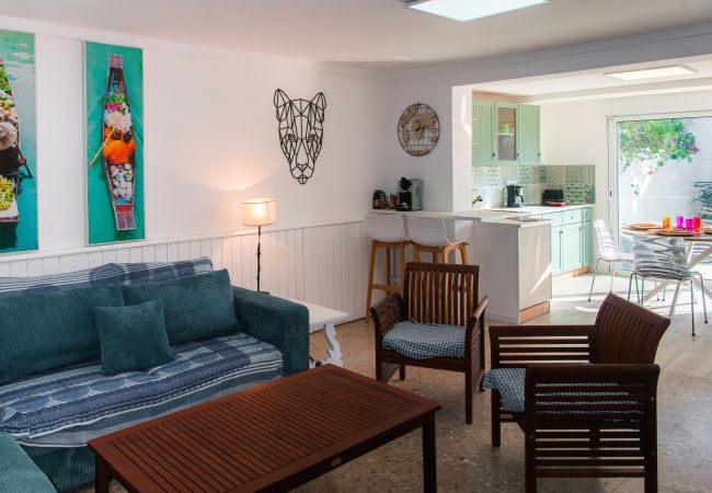 Casa adossada en Empuriabrava - WELCS CASA ADOSADA 313 EMP con jardin privado