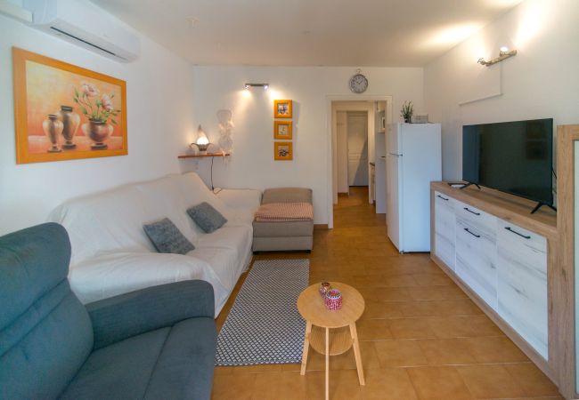 Ferienwohnung in Empuriabrava - WELCS APARTAMENTO 293 EMP en el centro