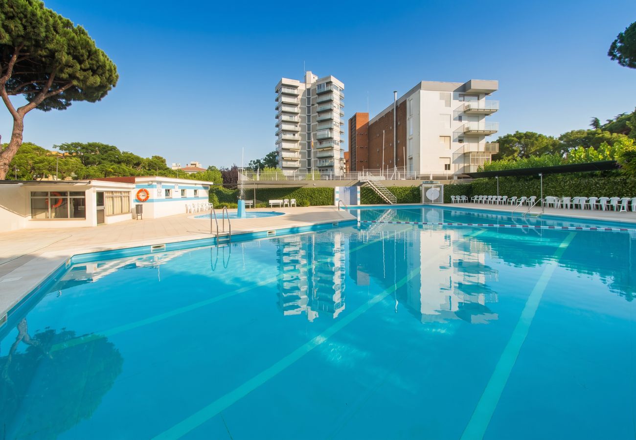 Ferienwohnung in Platja d´Aro - WELCS APARTAMENTO 391 PDA con piscina comunitaria