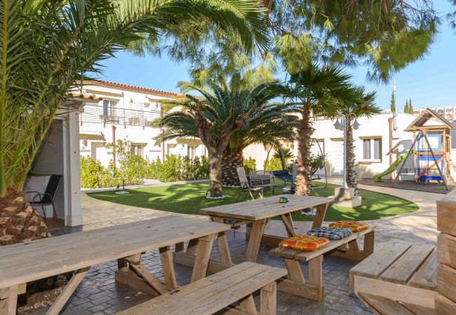 Apartment in Empuriabrava - La Vida Sin Limites "F"  EMP Apartment in Empuriabrava - La Vida Sin Limites "F"  EMP