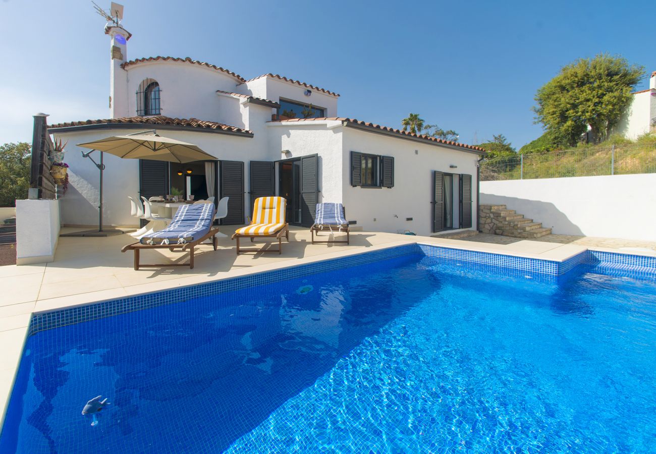 Villa in Empuriabrava - WELCS VILLA 348 PDA con piscina privada