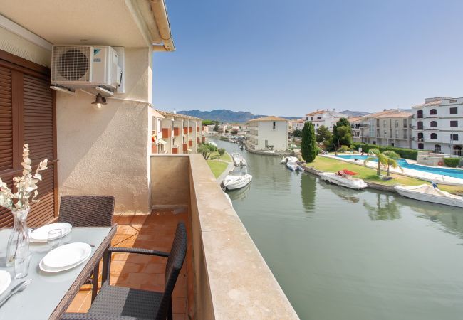 Apartment in Empuriabrava - WELCS APARTAMENTO 406 EMP con vistas al canal