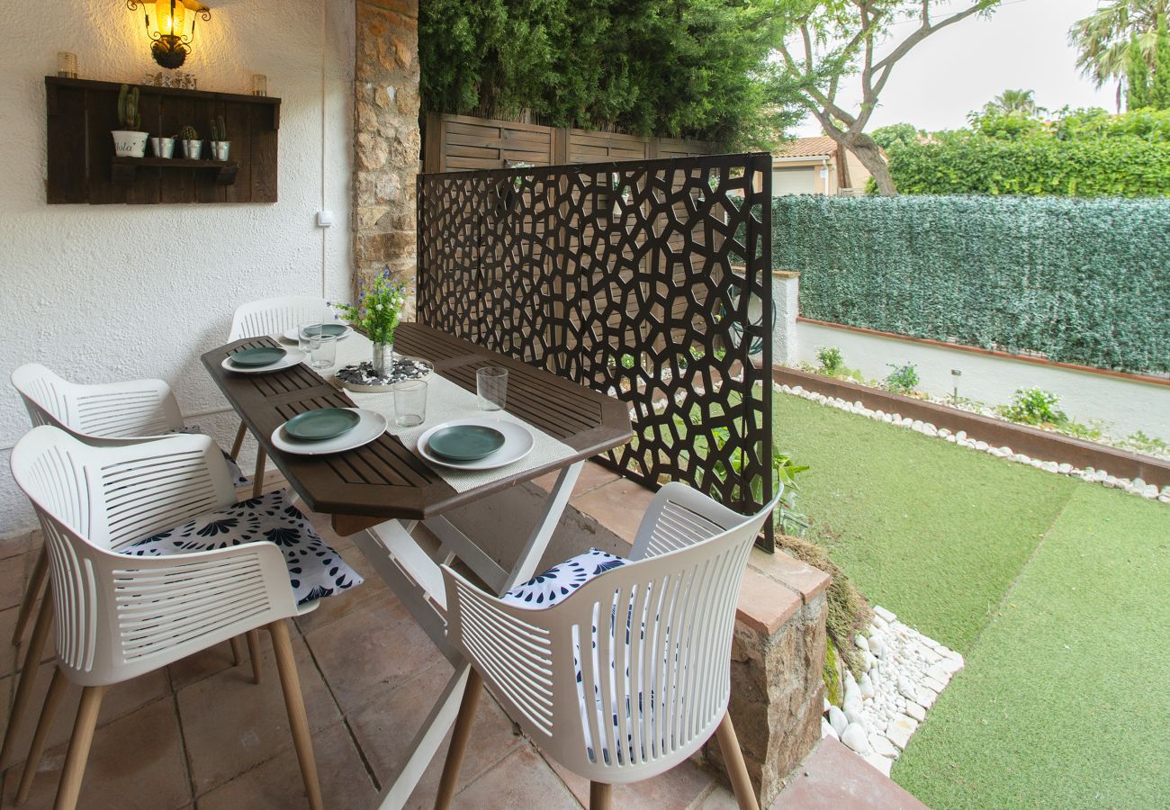 Appartement à Platja d´Aro - WELCS APARTAMENTO 392 PDA con patio