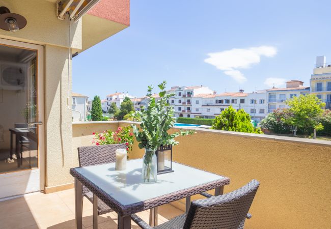 Appartement à Empuriabrava - WELCS APARTAMENTO 399 EMP con piscina comunitaria