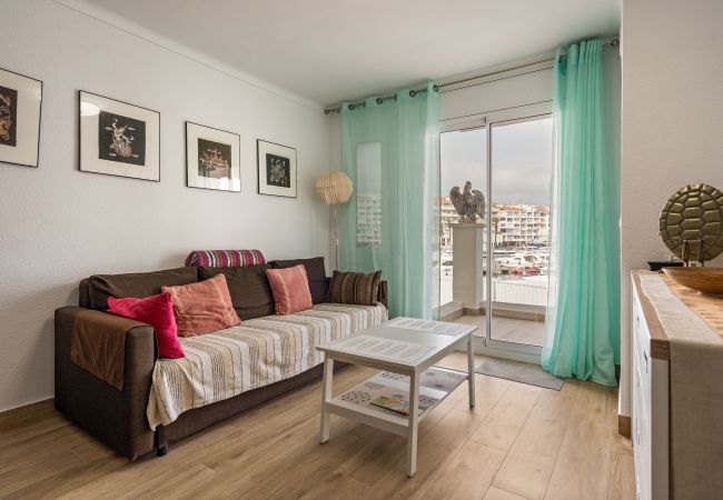 Apartamento em Empuriabrava - WELCS APARTAMENTO 339 EMP con terraza y vista al c