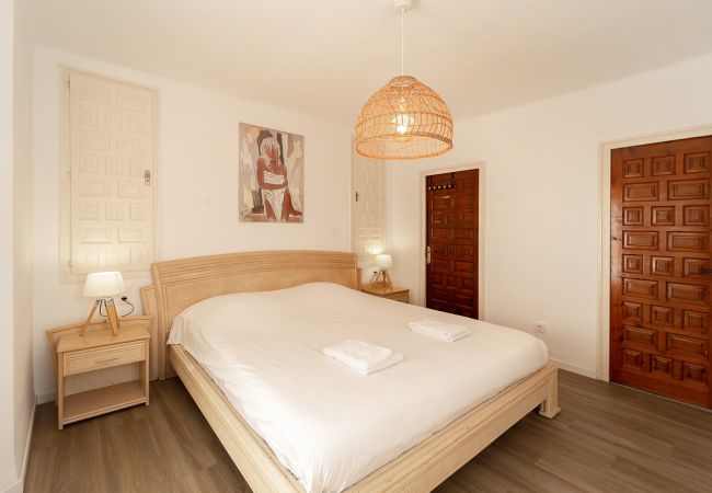 Вилла на Эмпуриабра / Empuriabrava - WELCS CASA 122 EMP con piscina y cerca del canal Вилла на Эмпуриабра / Empuriabrava - WELCS CASA 122 EMP con piscina y cerca del canal