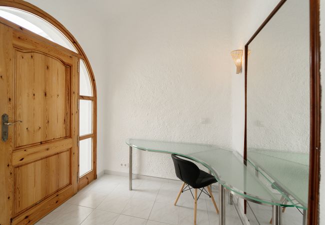 Вилла на Эмпуриабра / Empuriabrava - WELCS CASA 122 EMP con piscina y cerca del canal Вилла на Эмпуриабра / Empuriabrava - WELCS CASA 122 EMP con piscina y cerca del canal