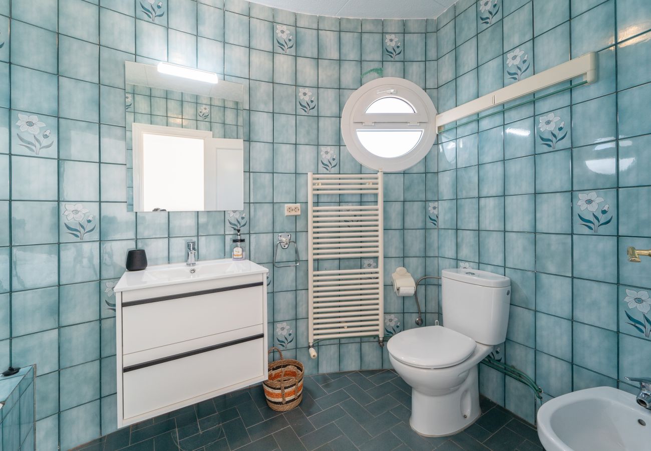 Вилла на Эмпуриабра / Empuriabrava - WELCS CASA 168 EMP con piscina privada Вилла на Эмпуриабра / Empuriabrava - WELCS CASA 168 EMP con piscina privada
