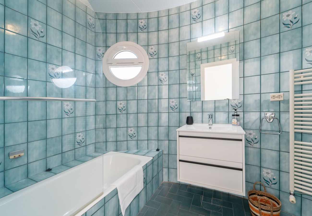 Вилла на Эмпуриабра / Empuriabrava - WELCS CASA 168 EMP con piscina privada Вилла на Эмпуриабра / Empuriabrava - WELCS CASA 168 EMP con piscina privada