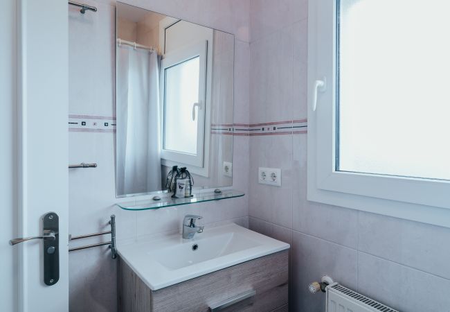 Вилла на Эмпуриабра / Empuriabrava - WELCS CASA 185 EMP con piscina privada Вилла на Эмпуриабра / Empuriabrava - WELCS CASA 185 EMP con piscina privada