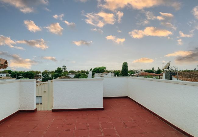 Вилла на Эмпуриабра / Empuriabrava - WELCS CASA 185 EMP con piscina privada Вилла на Эмпуриабра / Empuriabrava - WELCS CASA 185 EMP con piscina privada