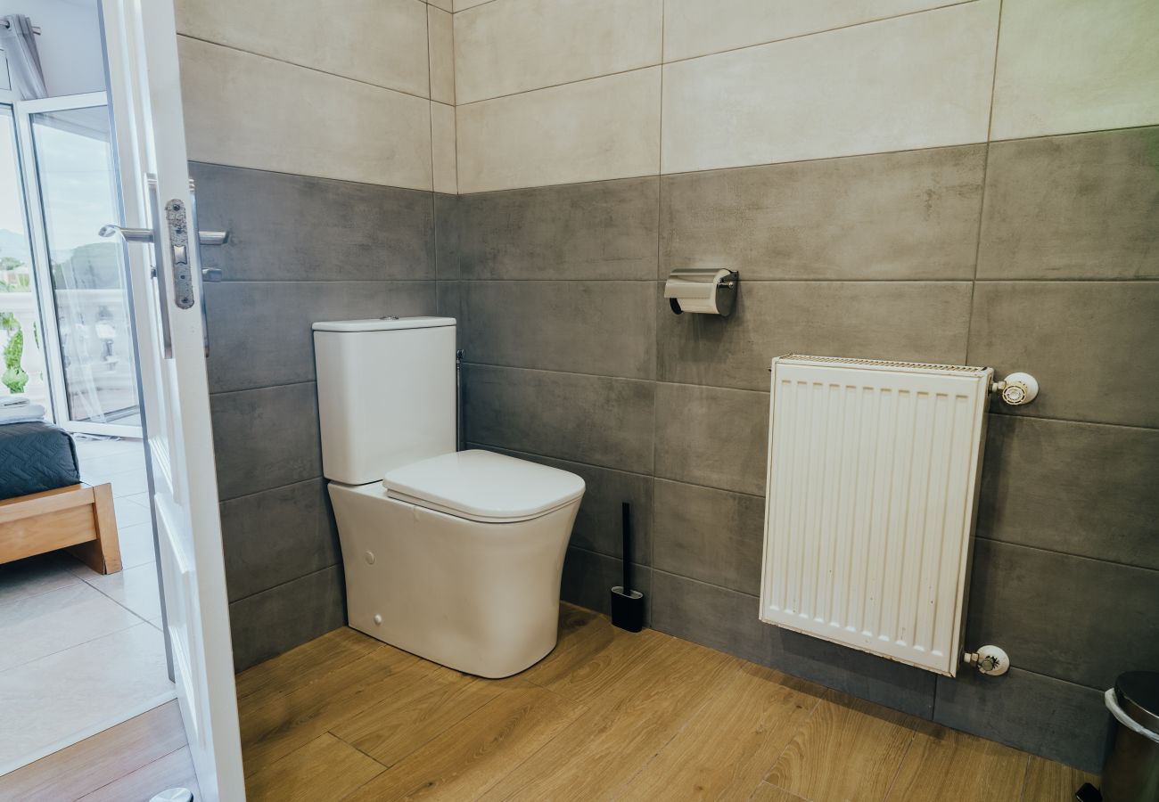 Вилла на Эмпуриабра / Empuriabrava - WELCS CASA 185 EMP con piscina privada Вилла на Эмпуриабра / Empuriabrava - WELCS CASA 185 EMP con piscina privada