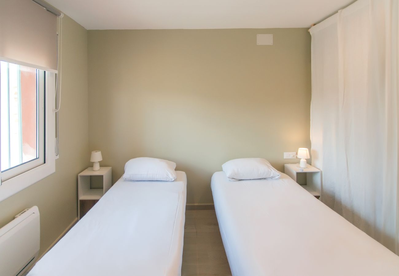 Апартаменты на Эмпуриабра / Empuriabrava - WELCS APARTAMENTO 234 EMP con una gran terraza Апартаменты на Эмпуриабра / Empuriabrava - WELCS APARTAMENTO 234 EMP con una gran terraza