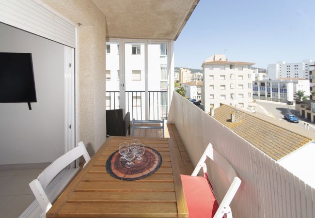 Апартаменты на Rosas / Roses - WELCS APARTAMENTO 351 EMP con terraza